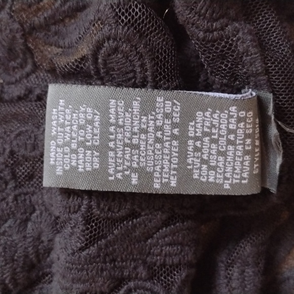 2️⃣ for 🔟 Suzy Shier sheer lace black tank top size L - Picture 7 of 11